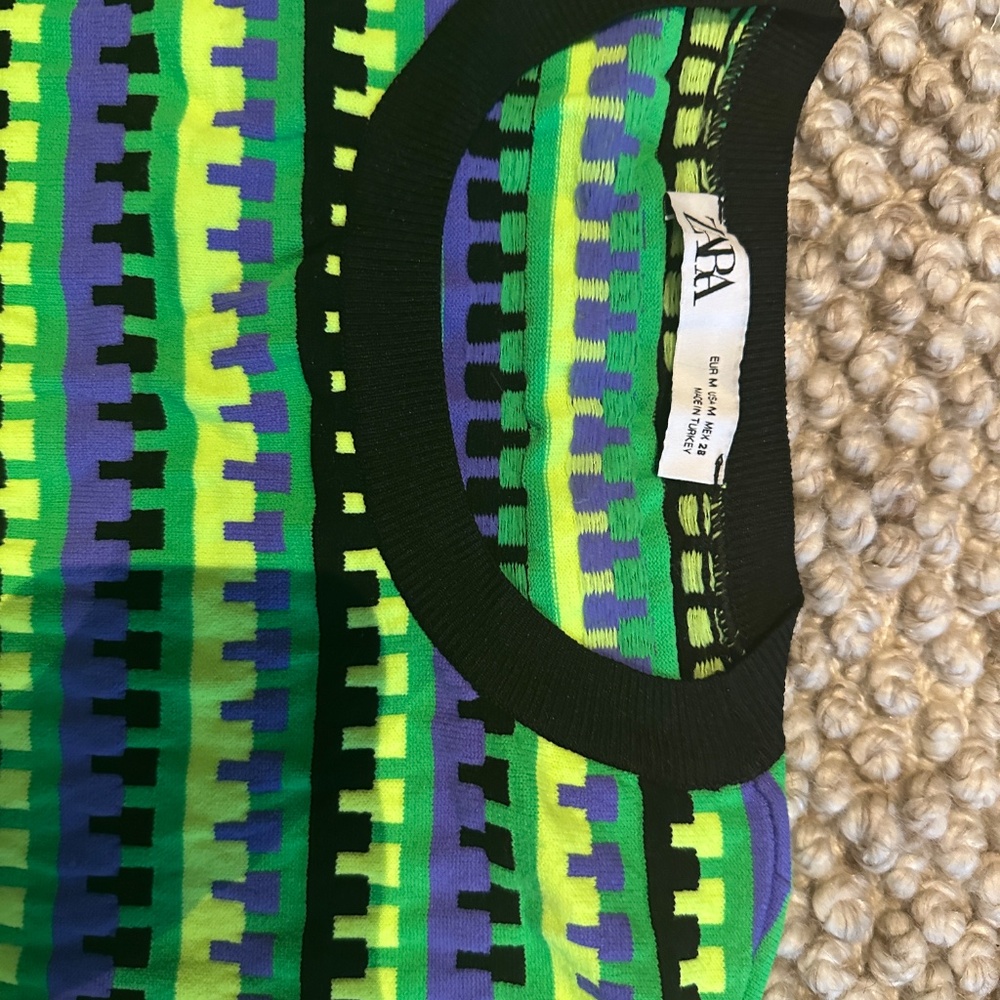Zara sweater - Picture 3 of 3